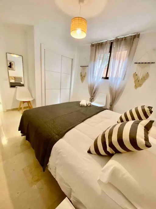 9773 Apartamento Corte Córdoba 0*,  España